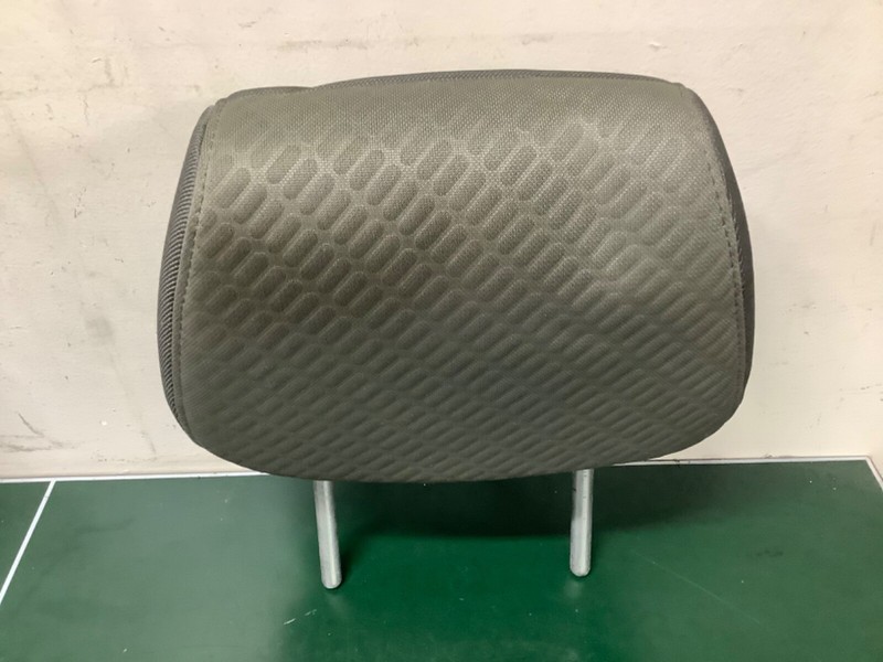 06-08 Ridgeline Front seatOlive green clothHeadrest, Head rest used OEM