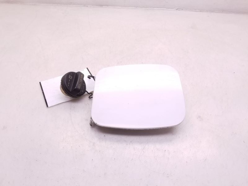 09 TOYOTA MATRIX FUEL FILLER DOOR WHT-040