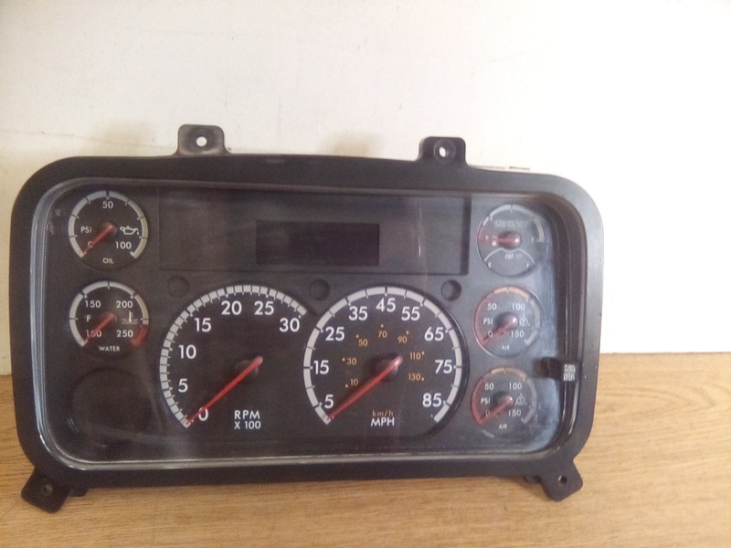2016 Freightliner M2 Speedometer Instrument Cluster