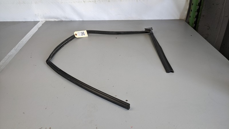 Front Right Door Window Glass Run Channel 2022 Kia Soul 2020 2021 2023