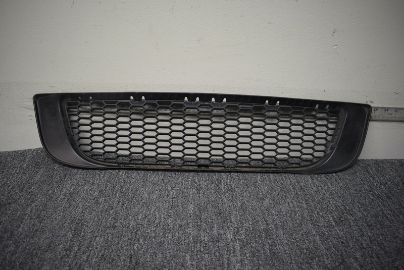 2007-2010 BMW X3 LOWER GRILLE BUMPER FACTORY OEM