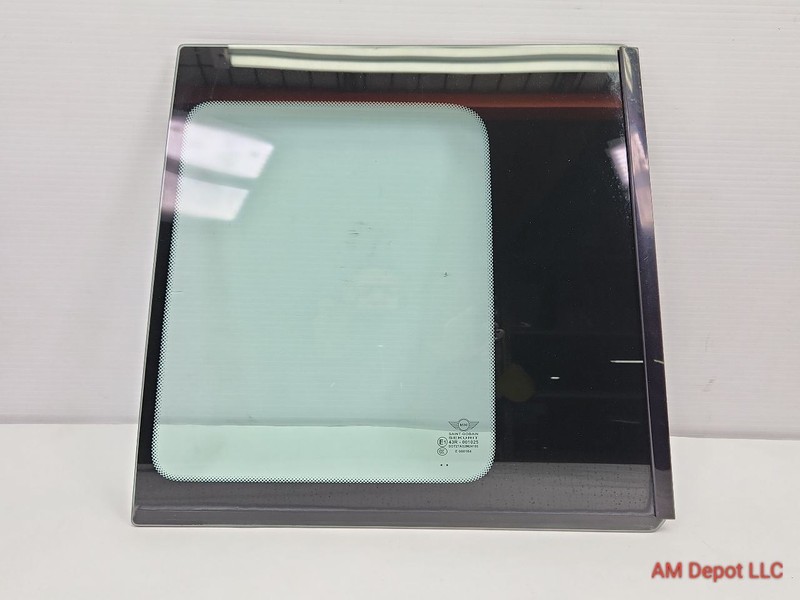 2008 Mini Cooper S R55 Clubman Right 3rd Third Door Window Glass 51317167493