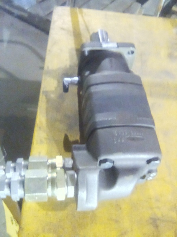 Eaton Char Lynn 119-1030-003 Hydraulic Motor