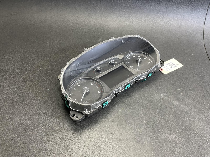 Speedometer Gauge Cluster 70K Miles 2018 Buick Encore 42539743 2017 2019 2020 X