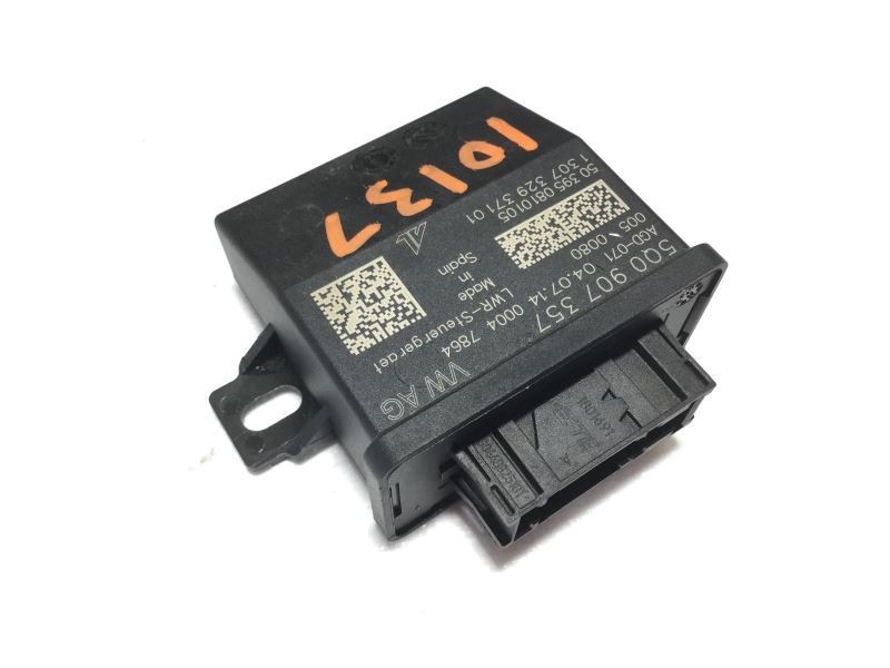 2015 AUDI A3 HEADLIGHT RANGE CONTROL MODULE 67K 16620