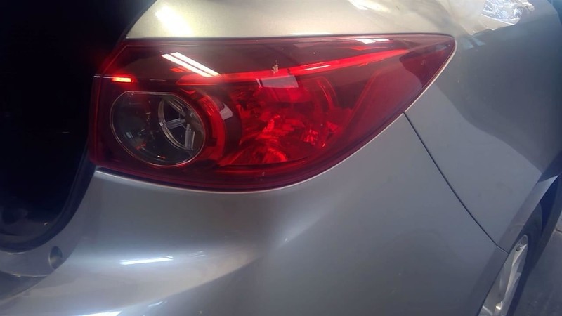 Passenger Tail Light Sedan Quarter Panel Mounted Fits 14-18 MAZDA 3 3525213