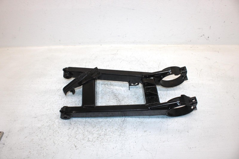 1998 Polaris Trail Blazer Oem Rear Swingarm 2201038 AP155