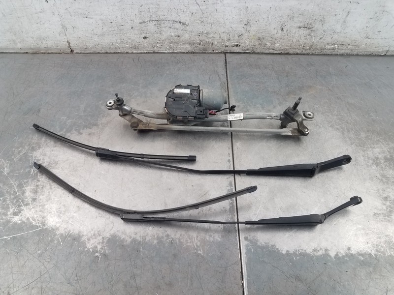 2015 Audi S6 Quattro C7 Windshield Wiper Motor / Arms #0124 V8