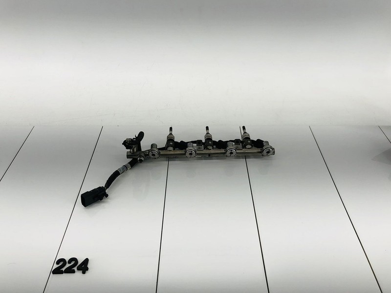 10-16 CADILLAC SRX 3.6L V6 LEFT SIDE ENGINE MOTOR FUEL RAIL W/ INJECTORS OEM