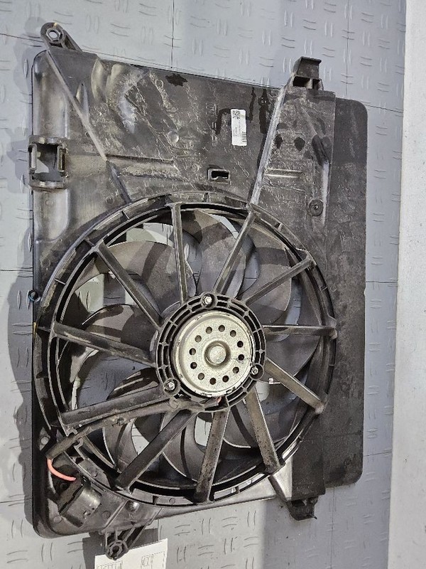 2018-2021 Chevy Trax Radiator Motor Fan Assembly 1.4L VIN B 8th Digit US Market