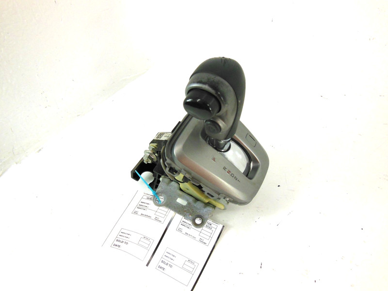 2010 10 Honda CR-V Floor Shifter Gear Selector Automatic Transmission OEM