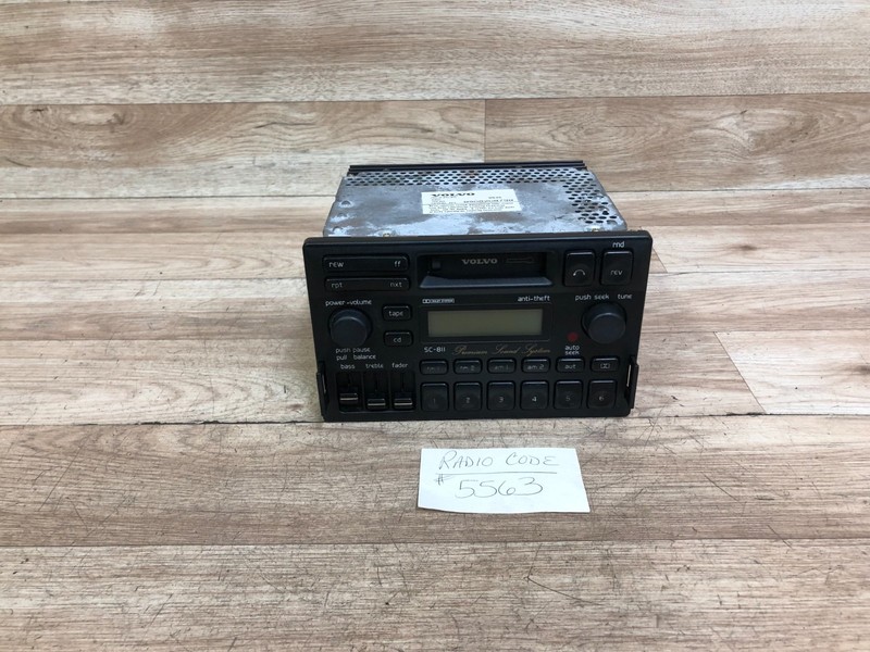 VOLVO 850 OEM CASSETTE PLAYER RADIO TAPE STEREO DECK INDASH 1993-1997