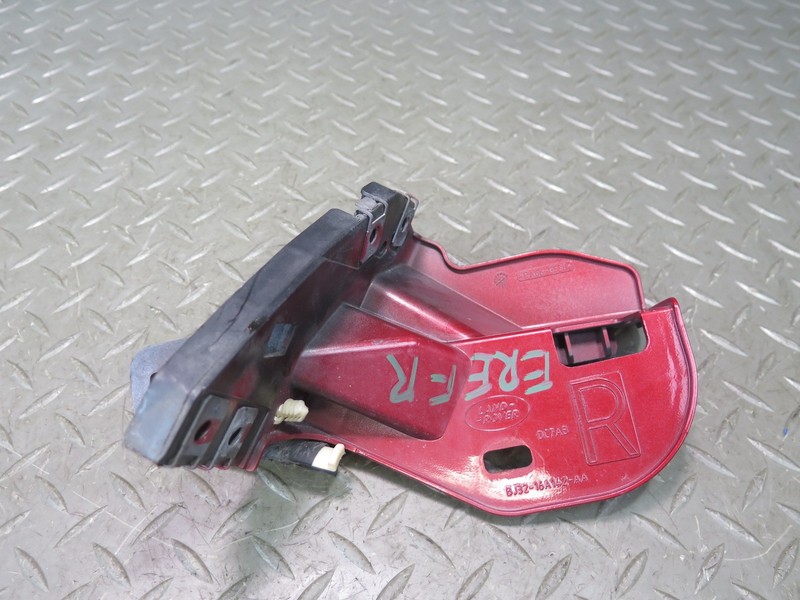 2012-2019 RANGE ROVER EVOQUE L538 FRONT RIGHT FENDER SUPPORT MOUNT BRACKET