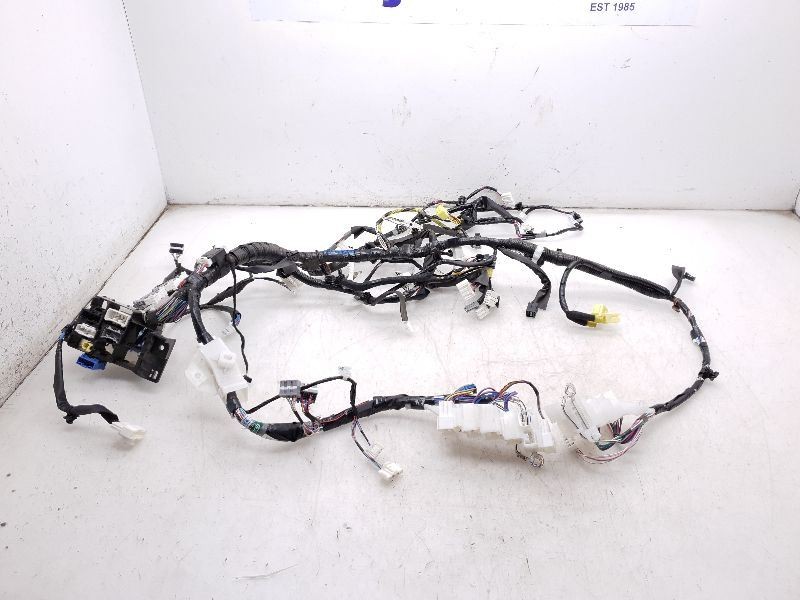12 13 TOYOTA PRIUS C II DASH WIRE HARNESS82145-52C01