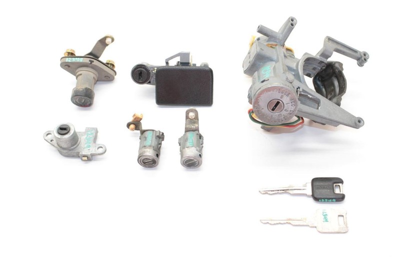 90-94 Mazda Mx-5 Miata 1.6L NA Ignition with Key and Lock Cylinders