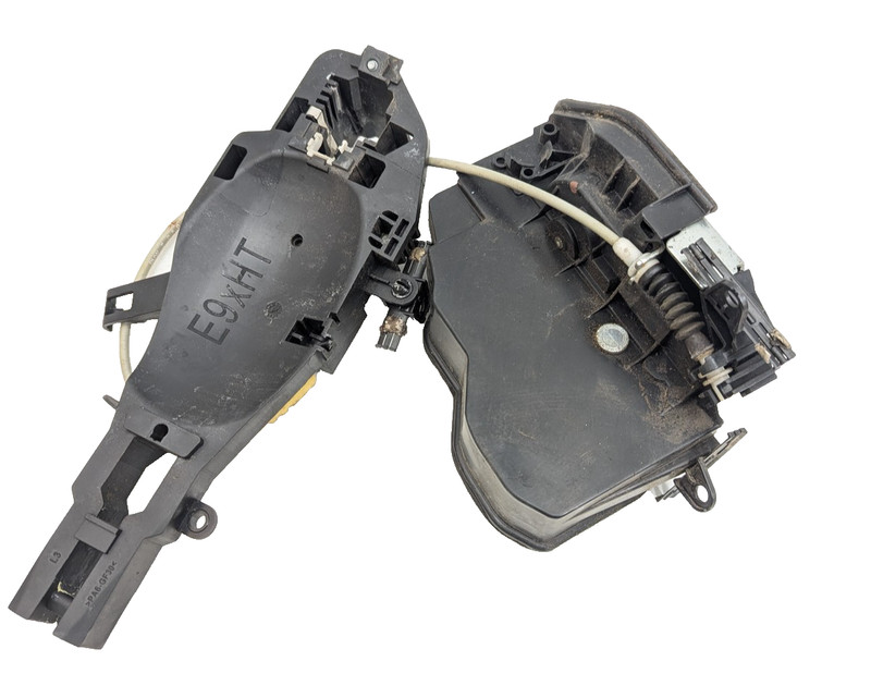09-20 OEM BMW Rear Left Door Latch 7229459 E70 E60