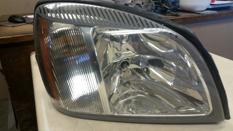 Passenger Right Headlight From 9/20/04 Fits 05 DEVILLE 86118