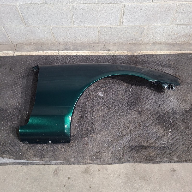 99-05 Miata MX-5 Passenger Front Fender Rh 44K MILES Aa7472