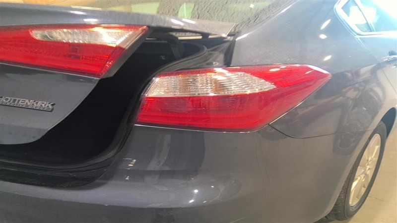 Passenger Tail Light Incandescent Sedan Fits 14-16 FORTE 3540676