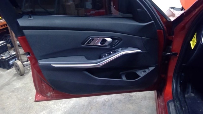 330I 2019 Driver Left Front Door Trim Panel 1781027