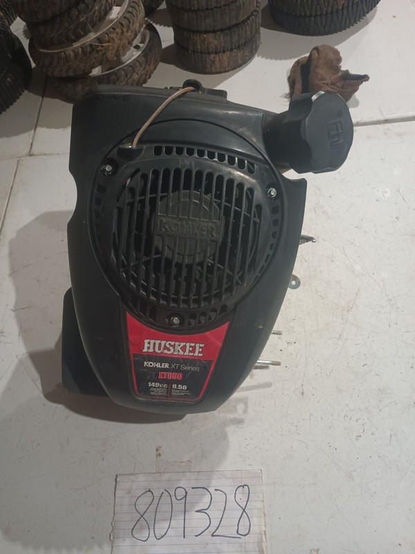 KOHLER XT650 149cc 6.50hp Huskee lawnmower (Needs carburetor)