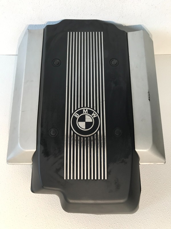 2000 BMW 740i ENGINE VALVE COVER TRIM OEM