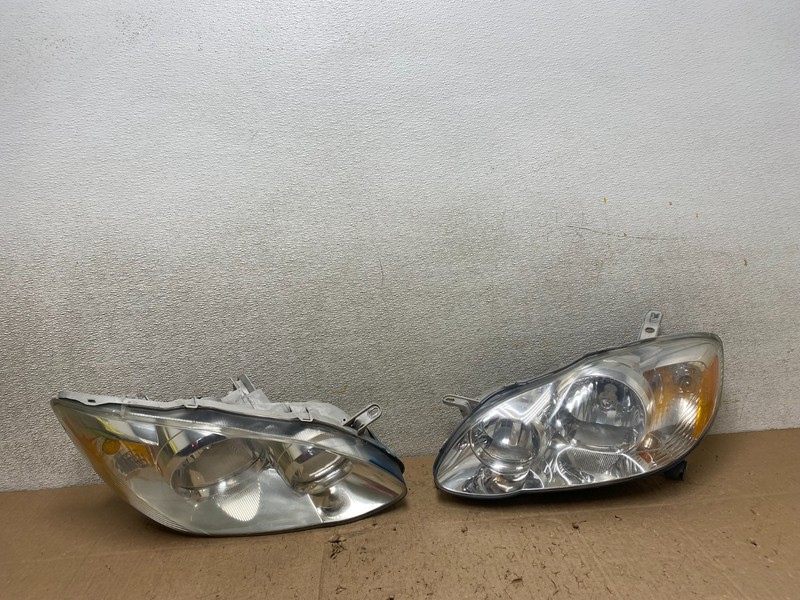2005 to 2008 Toyota Corolla Left+Right Side Set Headlights W2902 DW