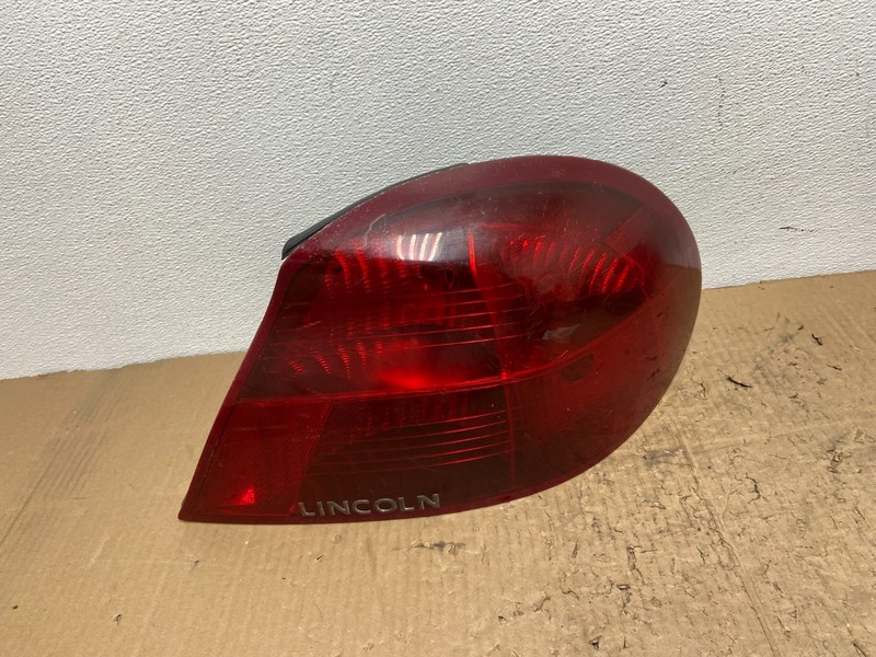 1998 - 2002 Lincoln Continental Right Passenger Rh Side Tail Light Oem AB9901 DW