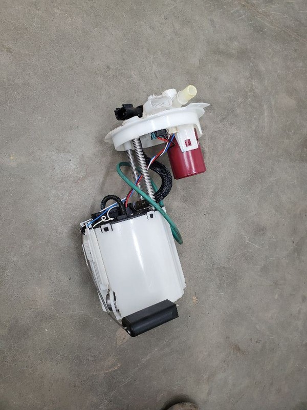 Fuel Pump Assembly VIN P 4th Digit Limited 1.4L Fits 11-16 CRUZE 295452