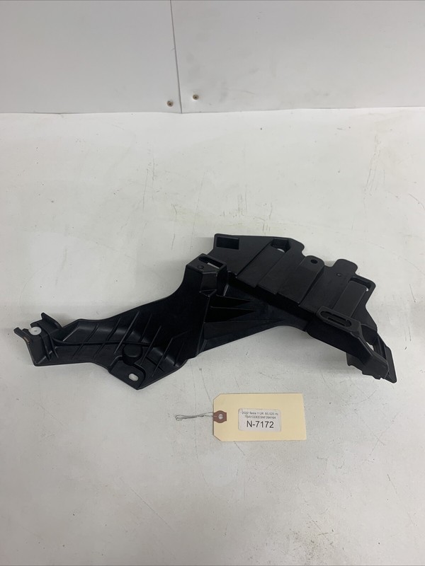 2020-2023 TESLA MODEL Y C Pillar Left Side Bracket 1514419-00-B E 7172 B54