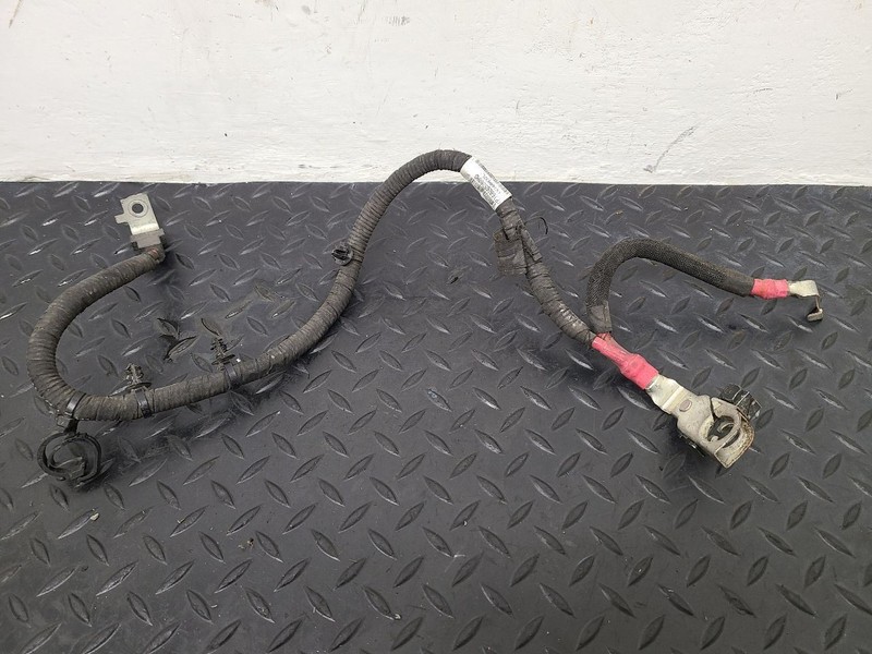 16-18 Jeep Cherokee 2.4L Positive Battery Cable OEM 68265380AD
