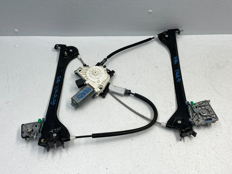 2012-2016 Mercedes SLK250 Front Right Window Regulator W/Motor 1495 OEM