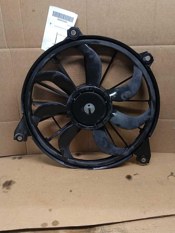 2018 Dodge Journey Engine Cooling Fan Motor OEM 68102116AA 149k Miles