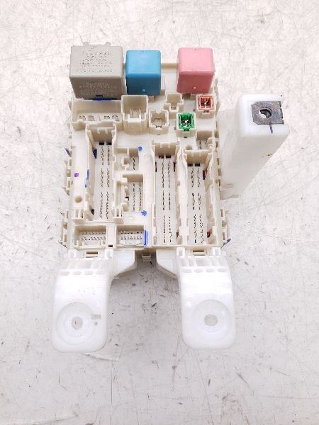 2008 TOYOTA PRIUS 1.5L FWD AT CABIN INTERIOR FUSE BOX
