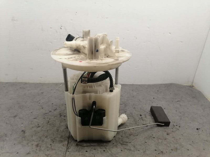 Fuel Pump 166 Type Suv VIN D 4th Digit Fits 16-19 MERCEDES GLE-CLASS 1559963