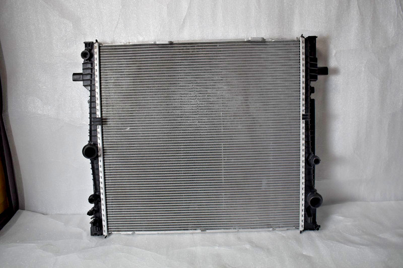 2020-2024 BMW X3 X4 G02 COOLING RADIATOR 9487318 17119487318