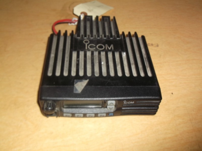iCom IC-F221S IC202E-ICF221S 2-Way Radio w/ AO Attachment *FREE SHIPPING*