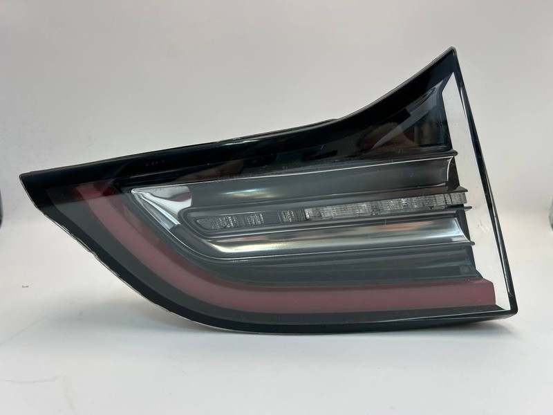 ✅ 2017-2020 Tesla Model 3 OEM Left LH Inner LED Tail Light 1077401
