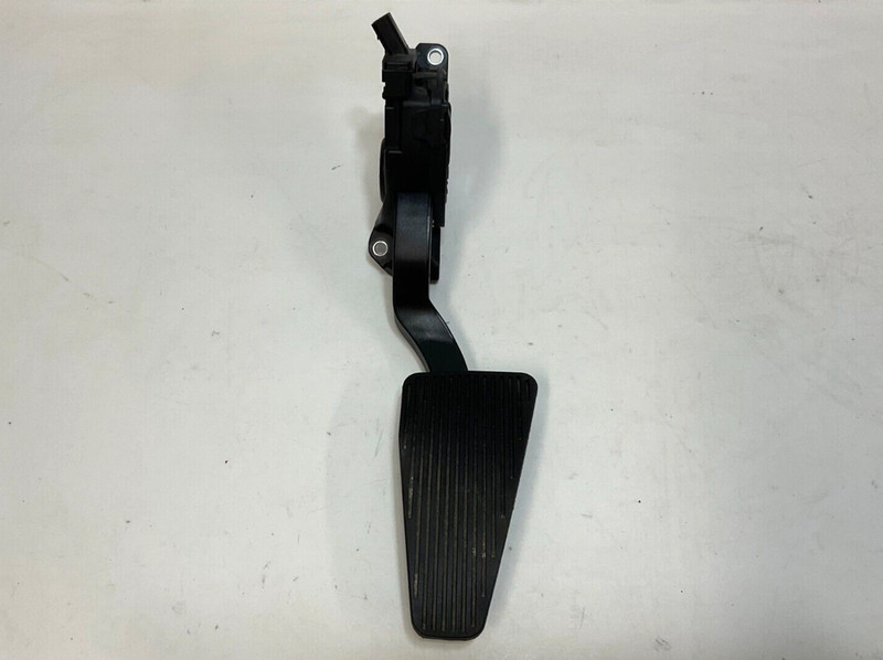 ✅Dodge Ram 2019 Classic Big Horn Park Assist Control Module OEM 68043161AD MOPAR