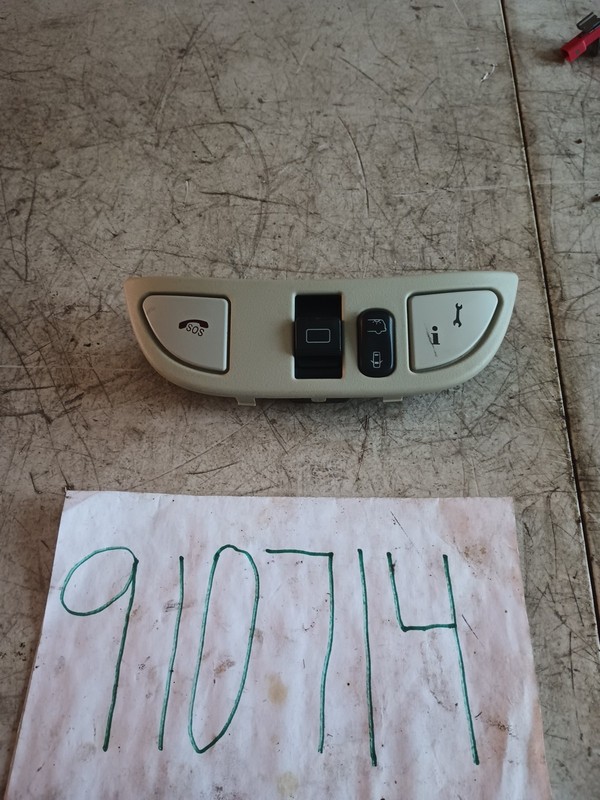2000-2003 Mercedes-Benz ML 320 Overhead Console Emergency Switch Bezel Sunroof