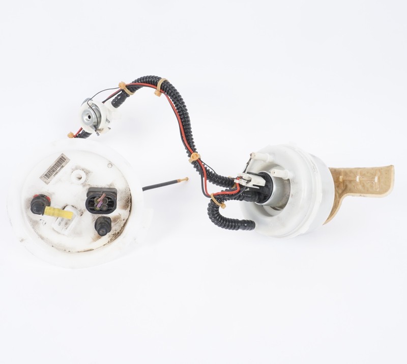 2010-2012 BMW 550I GT F07 FUEL PUMP 7260636 OEM