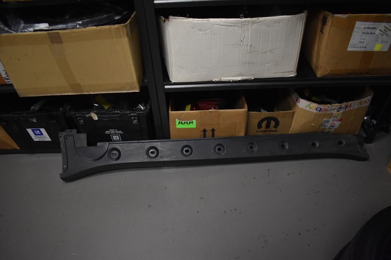 2019 PORSCHE 911 LEFT SIDE ROCKER PANEL FACTORY OEM