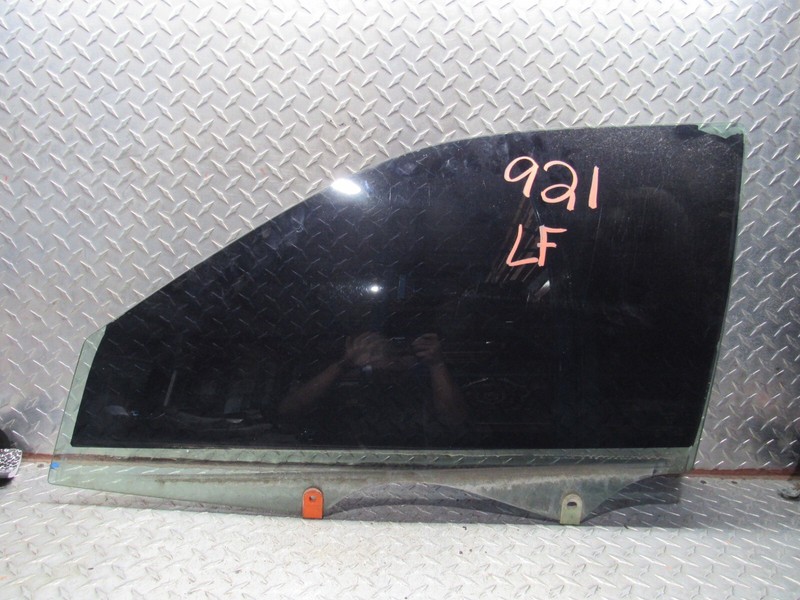 98 99 TOYOTA CAMRY LEFT FRONT DRIVER DOOR GLASS WITH ULTRAVIOLET