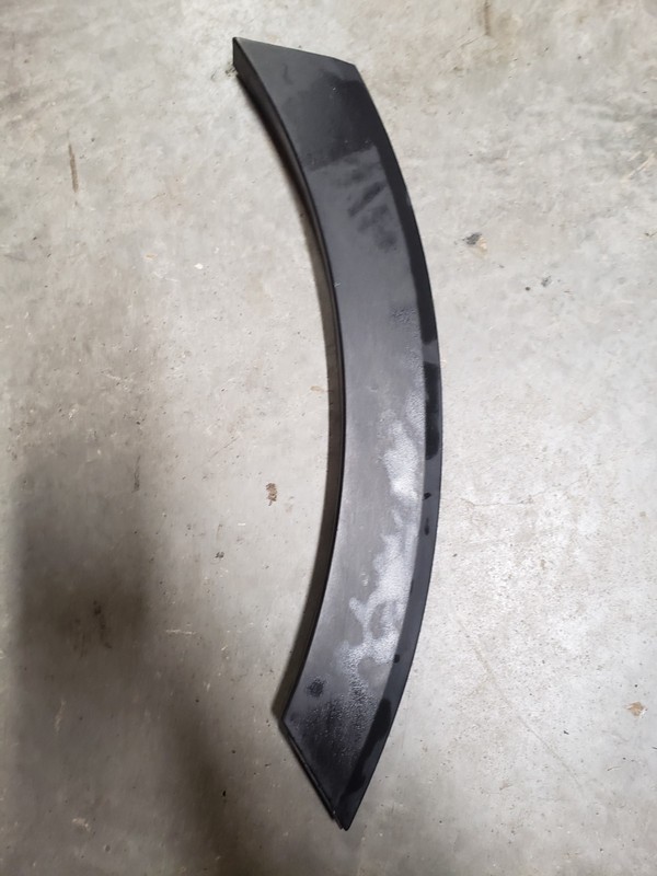 2016-2020 KIA SORENTO REAR LEFT SIDE BUMPER WHEEL ARCH FLARE MOLDING OEM