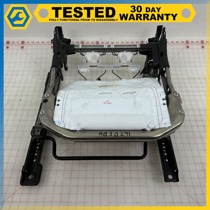 16-22 Toyota Prius FRONT RIGHT PASSENGER SIDE LOWER SEAT TRACK RAIL FRAME OEM