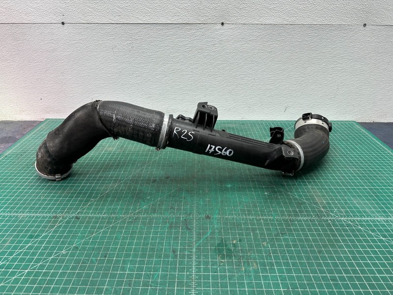 15-18 Volvo S60 T5 2.0L engine INTERCOOLER HOSE TUBE OEM