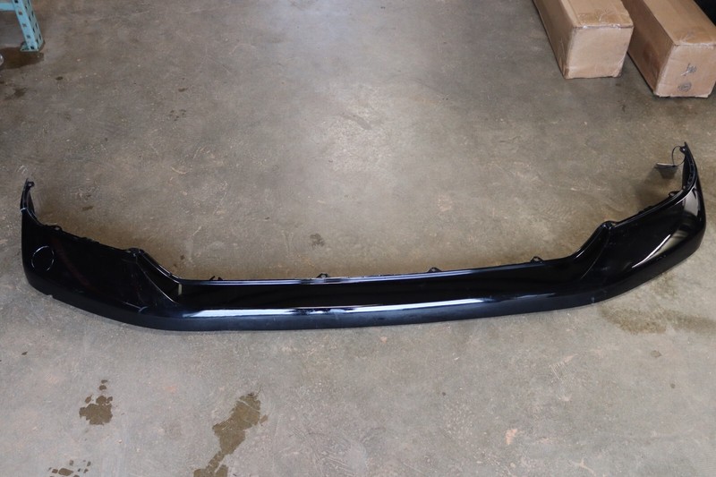 2007-2013 TOYOTA TUNDRA FRONT BUMPER LOWER HEADLIGHT VALANCE FILLER TRIM OEM