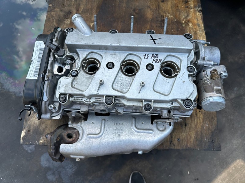 13-14 Audi A8 3.0L ENGINE CODE CTUB- RIGHT PASSENGER SIDE CYLINDER HEAD ASSEMBLY