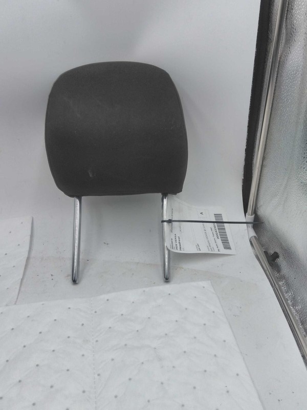 2020 Nissan Versa Headrest Silver 4DR Used OEM Part 4490778 - 81K Miles