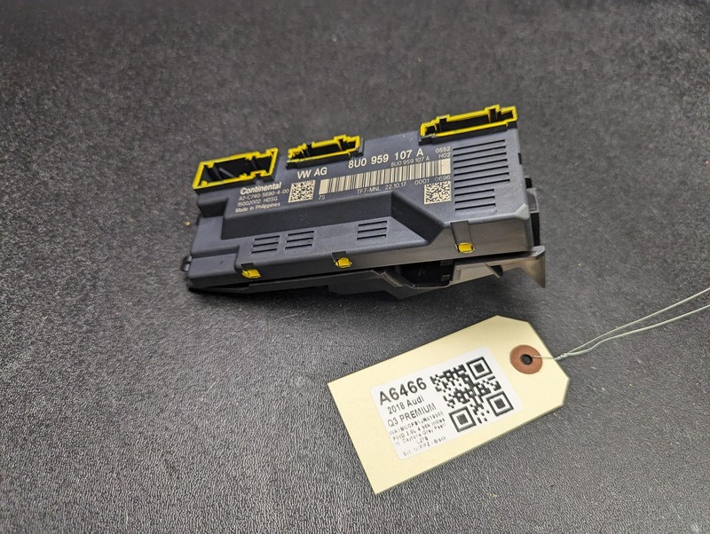 Power Tailgate Control Module 2018 Audi Q3 8U0959107A 2015 2016 2017
